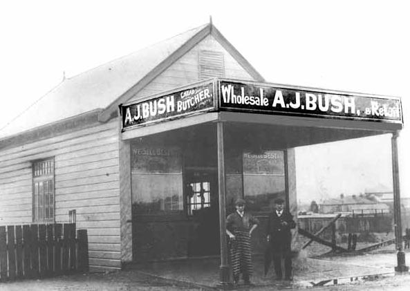 1911-12, Broadmeadow, Newcastle - Joe Booth (manager) with a customer